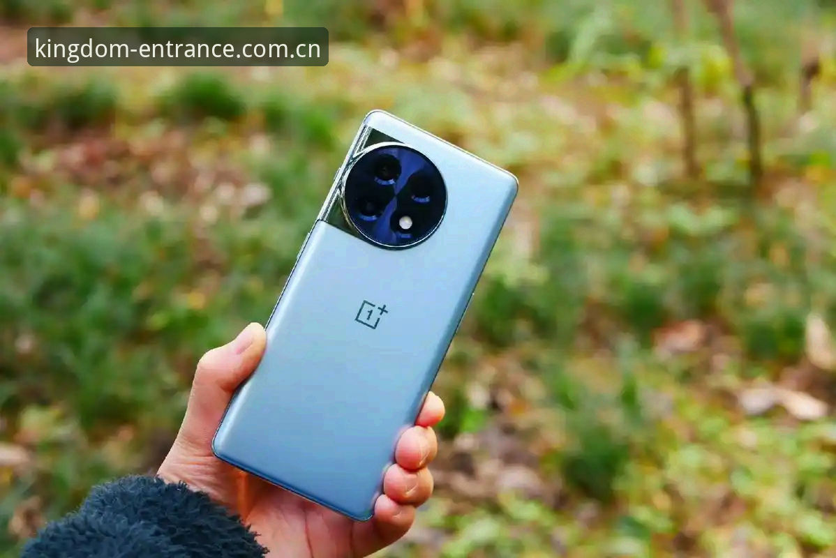皇冠APP极速稳定手机版到底值不值得下载？实测告诉你答案